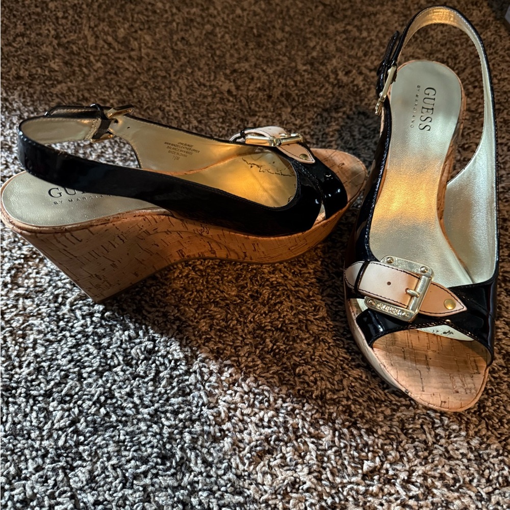 Guess wedge sandal